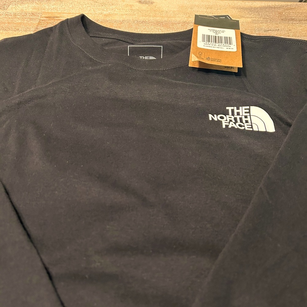 Women’s black long sleeve The North Face tee in size 3XL